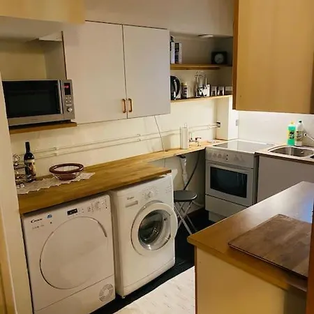 Praktisk Leilighet Med Gratis Parkering Sentralt Tromso Exterior photo