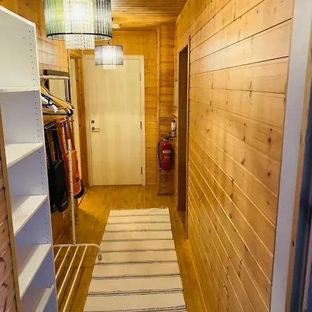 Praktisk Leilighet Med Gratis Parkering Sentralt Tromso Exterior photo