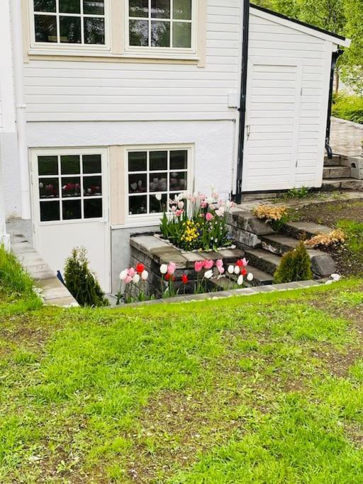 Praktisk Med Gratis Parkering Sentralt Tromso
